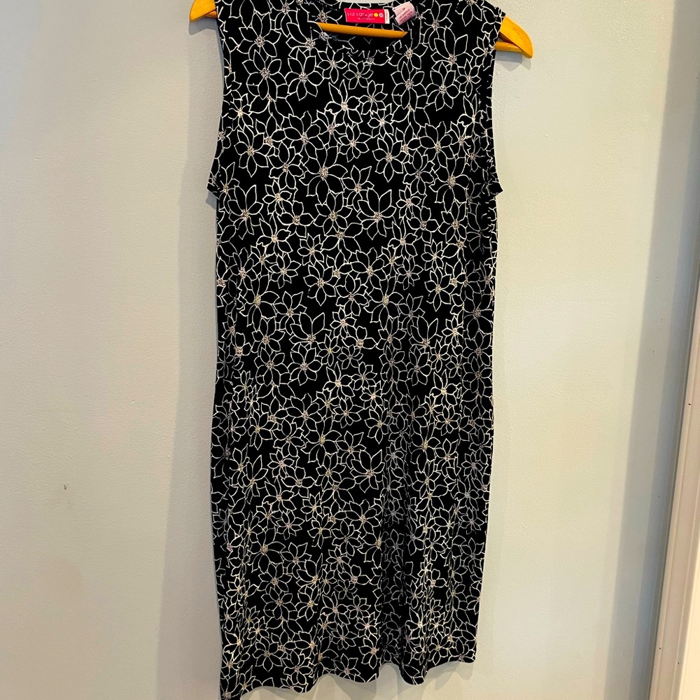 Winter Black/White Floral Dress Maternity